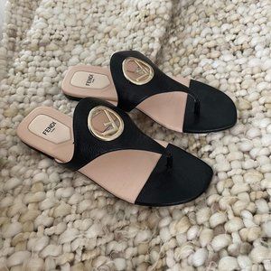 Fendi Bianco F Logo Pendant Sandal Black EUR 38